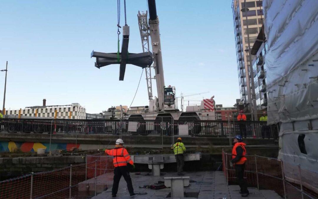 Boland’s Quay Pedestrian Bridge Installation