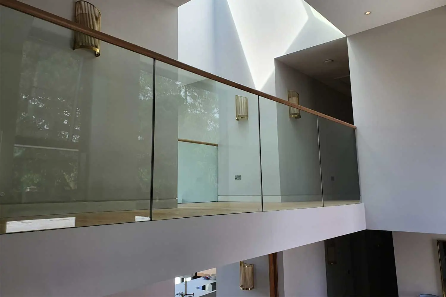 OMC Technologies - Glenlion Feature Staircase & Balustrade